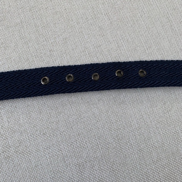 Belt for women size small - Picture 6 of 6
